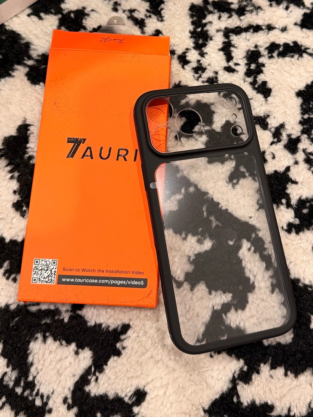 Nwt- TAURI Orange iPhone 17 PM (2025) Phone case
